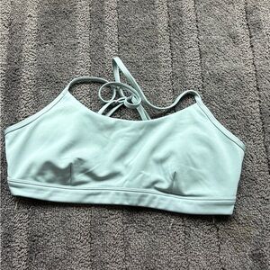 Alo Yoga Airlift  Strappy Sports Bra